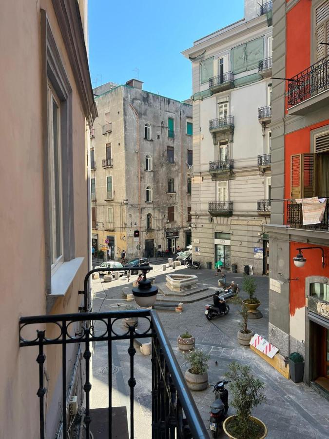 In Piazzetta Bed and Breakfast Napoli Eksteriør billede
